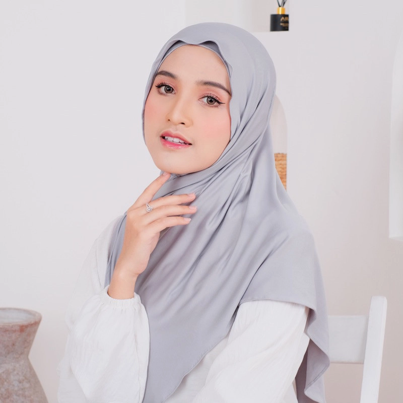 Product image KAHASIL - Hijab Pashmina Inner Oval Menutup Dada Meleyot KHS4372 all variant Light Grey